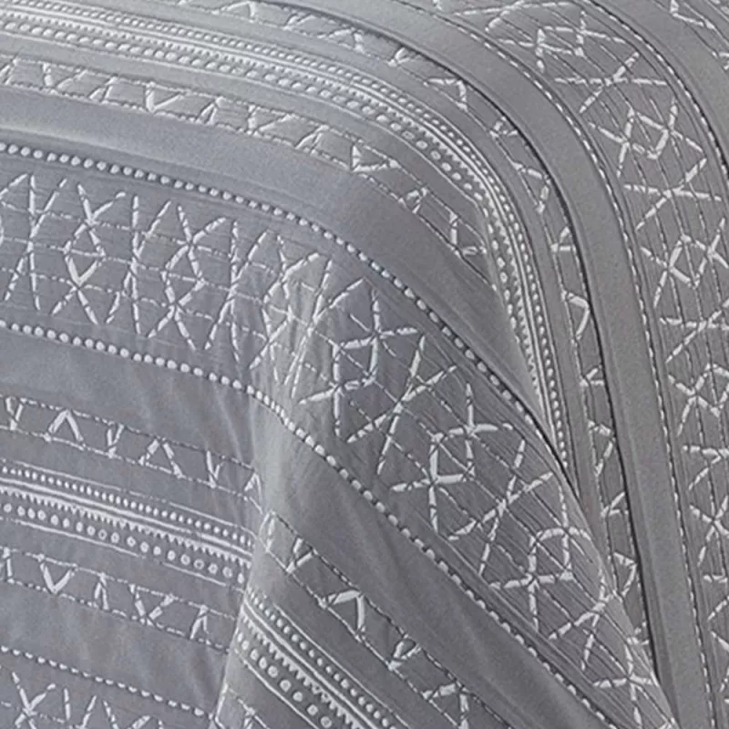 colcha para cama gris verano