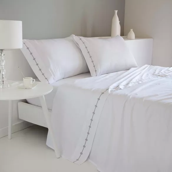 Juego de sábanas ZALDIARAN Satén blanco de algodón egipcio 300 hilos con acabado brillante, tacto sedoso y estilo hotelero